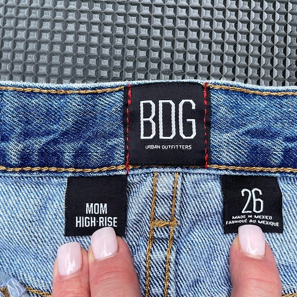 Urban outfitters denim shorts - Picture 2 of 3